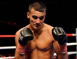 фото - Титульный бой Власов–Смит анонсирован официально: заявления Максима и Джо