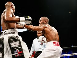 фото - Обязательный претендент Угас: Я доказал, что заслуживаю бой со Спенсом