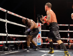 фото - Вторая победа Тилла в боксе, досрочное поражение проспекта: видео