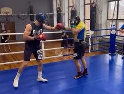 фото - Грядёт камбэк? 49-летний Кличко показал спарринг с Ловчинским: видео