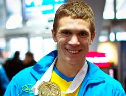 фото - (Результаты) Тарас Шелестюк справился с Трэвисом Хэншоу