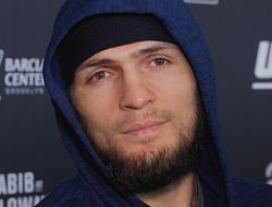 фото - «Мог бы зайти в автобус»: Нурмагомедов прокомментировал нападение Макгрегора