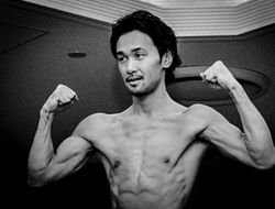 фото - Шинсуке Яманака vs. Ансельмо Морено в сентябре