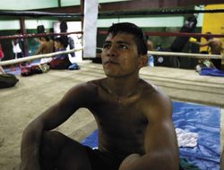 фото - Роман Гонсалес грозится нокаутировать Эстраду в матче-реванше