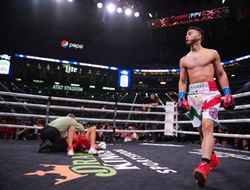 фото - Ронявший Лопеса проспект за секунды уничтожил «Бандита» Варгаса: видео