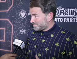 фото - Дэвис или Альварес: кто же из них «лицо бокса»? 