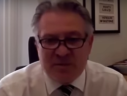 фото - Юбэнка накажут за удар яйцом — генсек