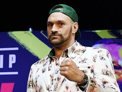 фото - Отец Тайсона Фьюри: «Джошуа — лопух. Мы бы 100% согласились на отступные»