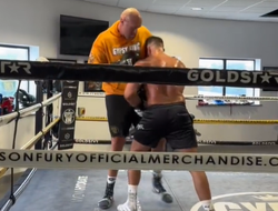 фото - Тайсон Фьюри спаррингует с братом: видео 