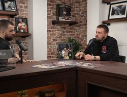 фото - «Заплати за Lamborghini, за дом и учёбу сына». Красюк рассказал, почему Усик вышел из переговоров