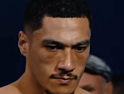 фото - Бой Опетая–Скуэо состоится позже: у чемпиона травма