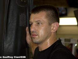 фото - Видео: Томаш Адамек готовится к бою с Вячеславом Глазковым