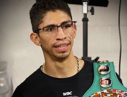 фото - Мексиканский бой в феврале — Варгас против Флореса