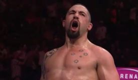 Уиттакер избил и остановил Крылова на UFC 329