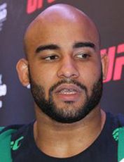 Варлей Алвес