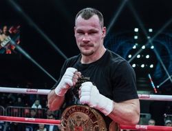 фото - Шоу от Роя Джонса-младшего: проспект Егоров подерётся с украинским гейткипером