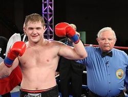 фото - Меджидов влетел нокаутом Федосову, которого ранее сватали Усику: видео