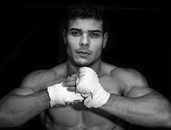 фото - UFC 241: небитый проспект Коста устроил с Ромеро «бой вечера» — и победил