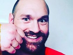 фото - Фьюри: Я буду готов драться с Джошуа летом, надеюсь, он не испачкает себе штаны