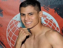 фото - Роман отправится защищать титул в Японию: объявлен бой с Мацумото