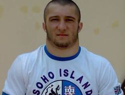 фото - Меджид Бектемиров подерётся с безвестным визави за чемпионство штата Техас