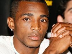 фото - Эрисланди Лара всё ещё хочет драться с Головкиным