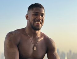 фото - Джошуа с японцем Иноуэ бьют «лапы»: видео с тренировки