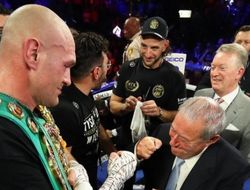 фото - Уоррен советует Джошуа отказаться от Пулева и Усика ради мегафайта с Фьюри