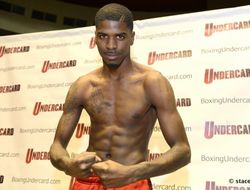 фото - Морис Хукер завладел чемпионским титулом, перебоксировав Терри Флэнегана