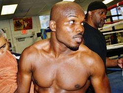 фото - Тимоти Брэдли: «Пятый бой Маркеса и Пакьяо завершится нокаутом»