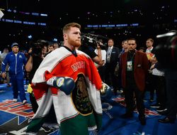 фото - Эдди Херн: Бой Альварес-Головкин 3 может состояться не в сентябре, а позже