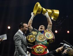 фото - Александр Усик − Мурат Гассиев: видео лучших моментов от vRINGe.com