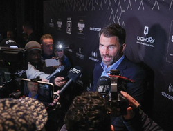 фото - На Джошуа огромное давление, бой с Франклином реально сложный — Хирн