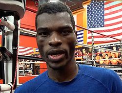 фото - Я знаю Ломаченко и Гарсию, но сейчас думаю только об Чаниеве — Ричард Комми