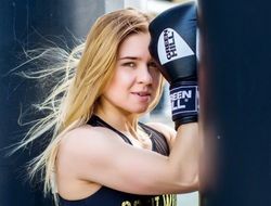 фото - Экс-капитан сборной Украины станет патрульной полицейской в Ровно — СМИ