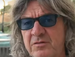 фото - Бетербиев–Бивол. Эксперт пересмотрел бой и назвал победителя