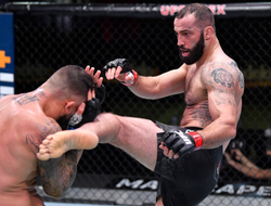 фото - Лучшие моменты боя Роман Долидзе — Джон Аллан на UFC on ESPN 19: видео