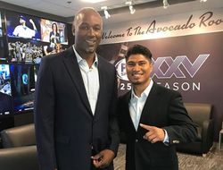 фото - Шуточная анимация Усик–Беллью, Джошуа оттягивается на Ямайке, Хабиб ушёл в печать — соцсети