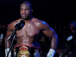 фото - «Джошуа — идеальный соперник для Дюбуа». Уоррен ждёт поражения Усика