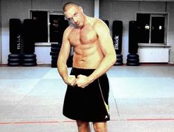 фото - Фьюри, как и Кличко, любит вешаться на соперников — Уайлдер