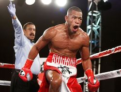 фото - Салливан Баррера перебоксирова Шона Монагана