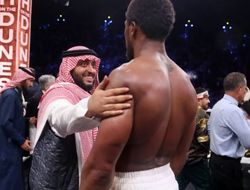 фото - В Саудовской Аравии отказались от боя Усик-Фьюри из-за Джошуа? Мнение Кэттеролла