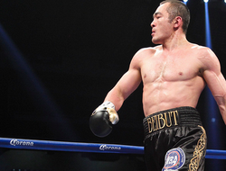 фото - Шуменов травмирован, Влодарчик ищет нового соперника