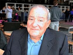 фото - Когда Ломаченко выйдет против Жервонты и Теофимо? Отвечает Боб Арум