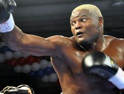 фото - Луис Ортис о бое Джошуа–Кличко: Энтони повезло, что рефери дал отмашку в 11-м раунде