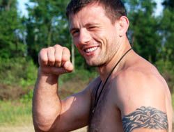 фото - Михаил Заяц встретится с бывшим UFC-шником Аароном Росой