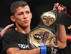 фото - Bellator 111: Эдуардо Дантас остался чемпионом, «задушив» Леоне