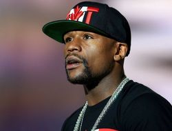 фото - «Развод по-японски»: Мэйуэзер уже не дерётся с Насукавой