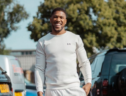 фото - Джошуа получит бои с Усиком и Фьюри даже если проиграет Дюбуа? Мнение обозревателя