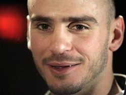 фото - Пьяный Келли Павлик протаранил телеграфный столб